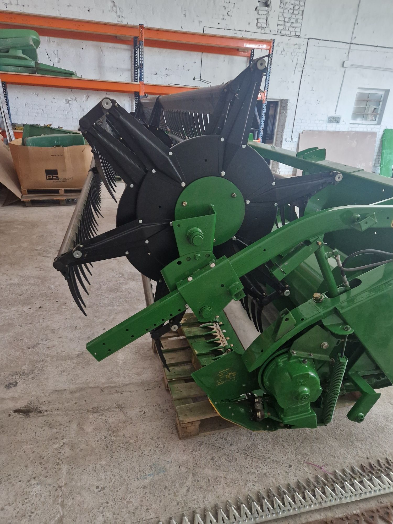 жатка John Deere 915F Claas Mega