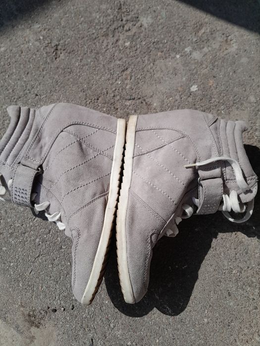 Ботинки 41розмір( світло- кофейні)