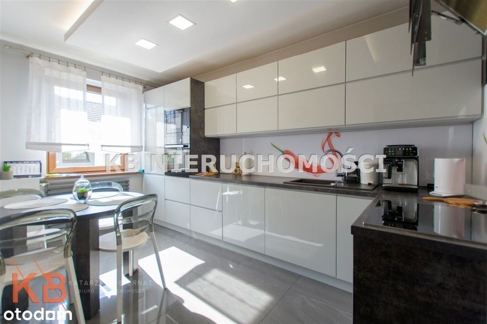 Nowocześnie wykończony dom na sprzedaż w Radlinie