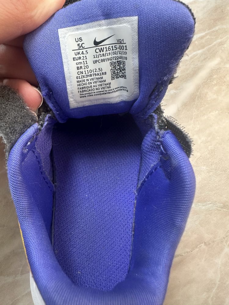 Кросівки Nike 21 розмір