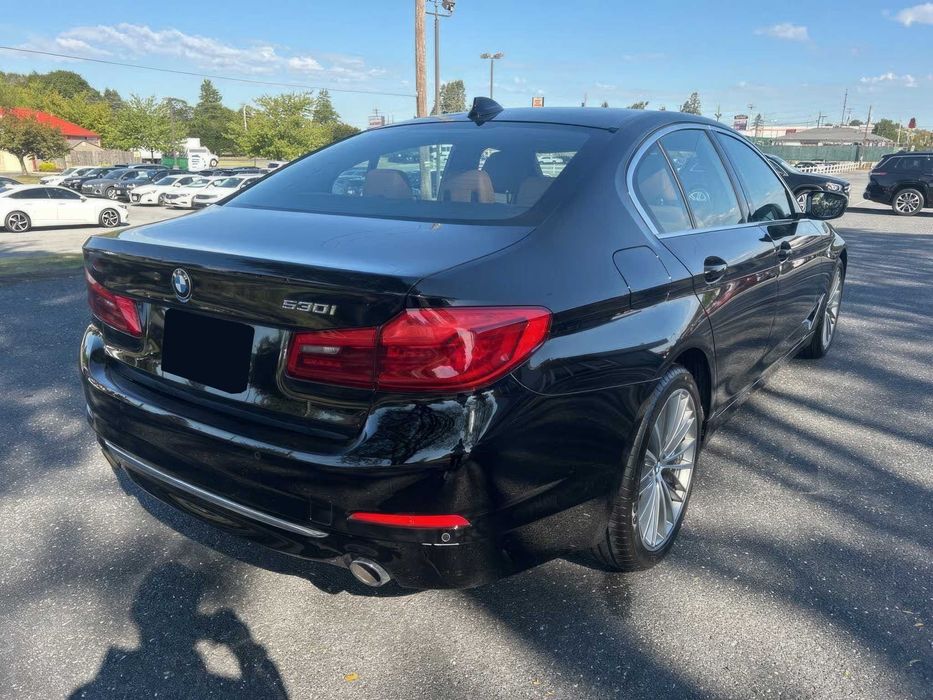 BMW 5 Series 530i xDrive      2020