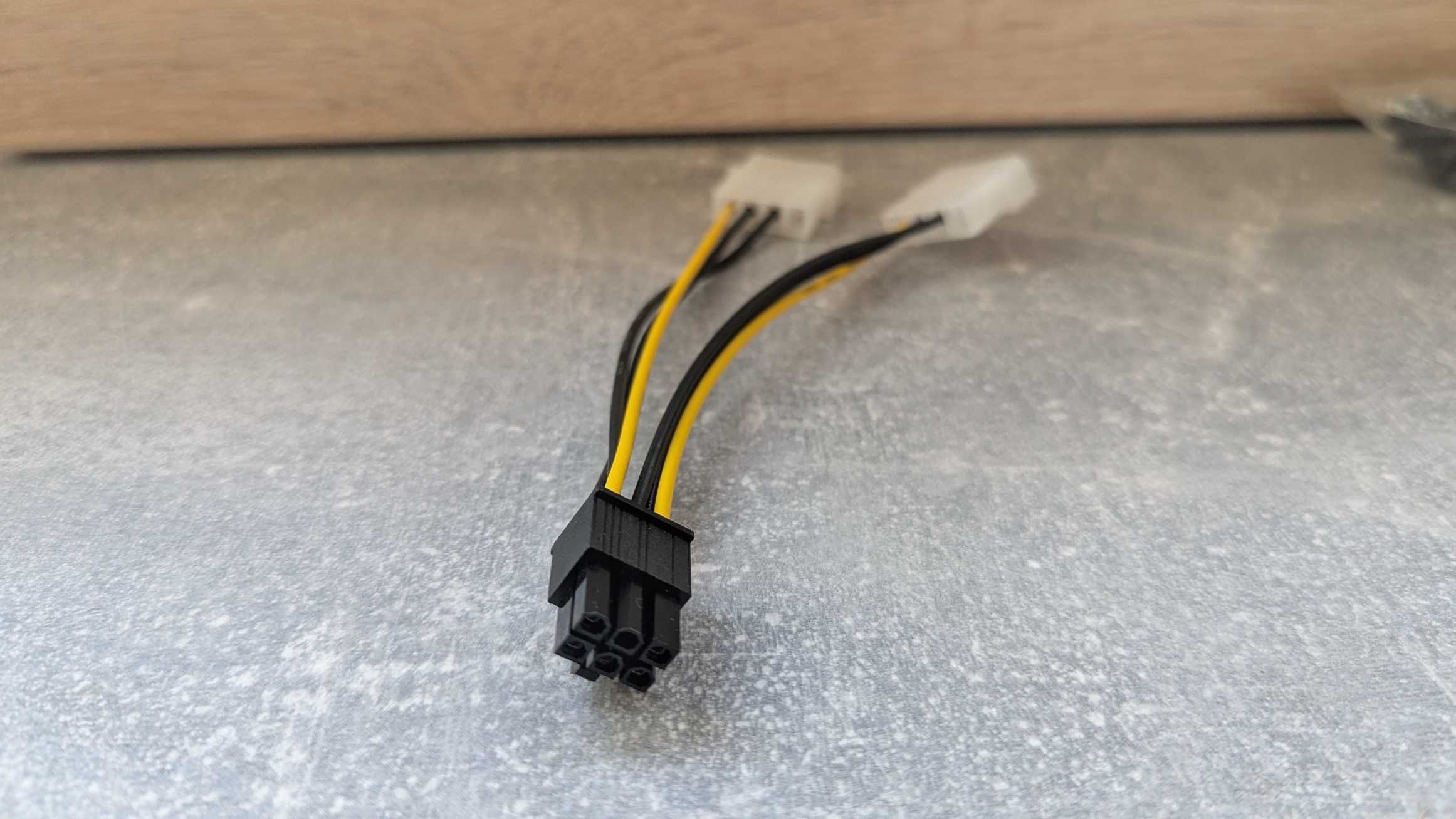 Переходник 2x4 pin (Molex) на 6pin  для доп. питания видеокарты
