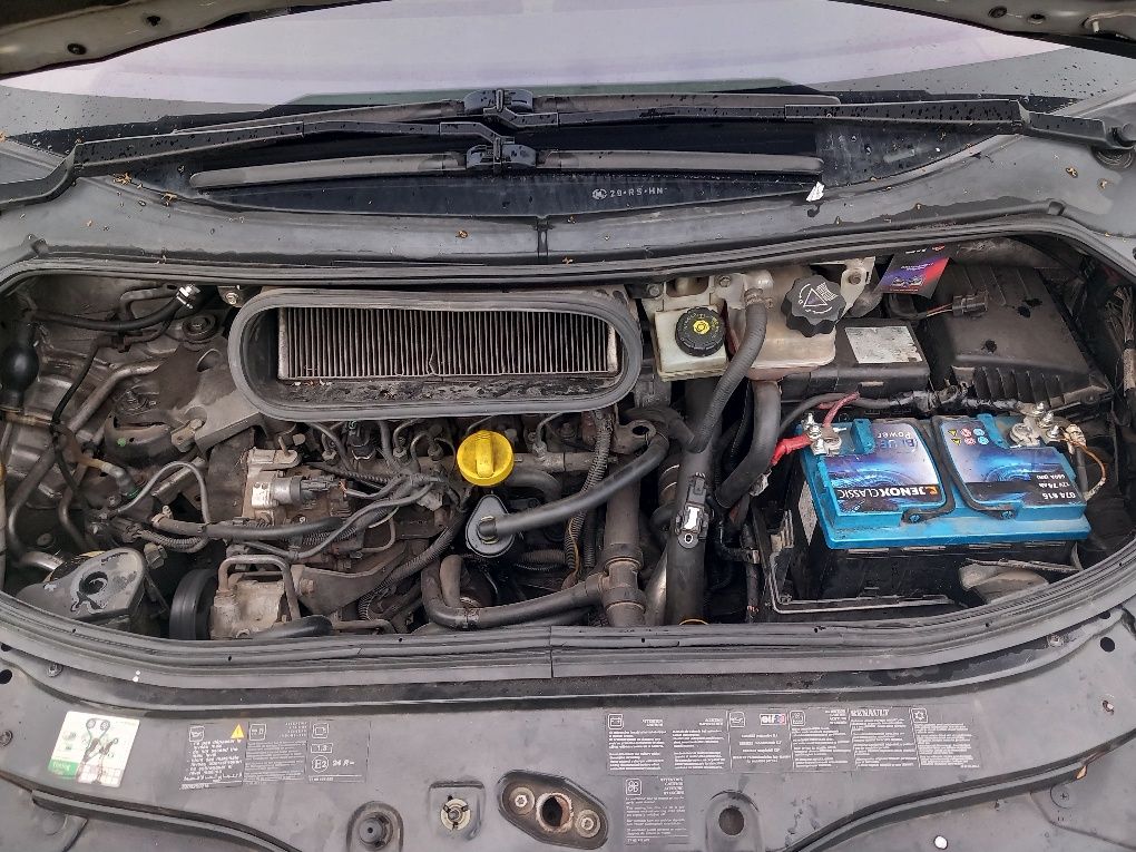 Reno espeys 1.9 dci 7 osobowy 2005r opłaty na rok