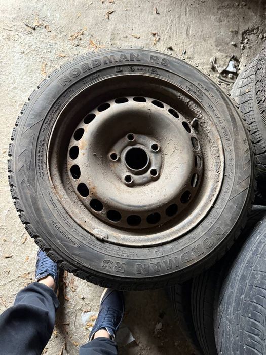 Компелкт диски и резина Nokian Nordman Rs 185/65/15