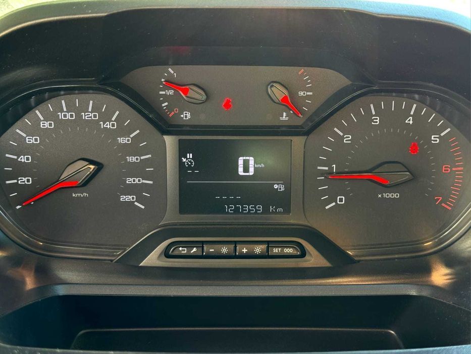 Peugeot Partner 1.6 BlueHDi L1 Pro- Garantia Incluída