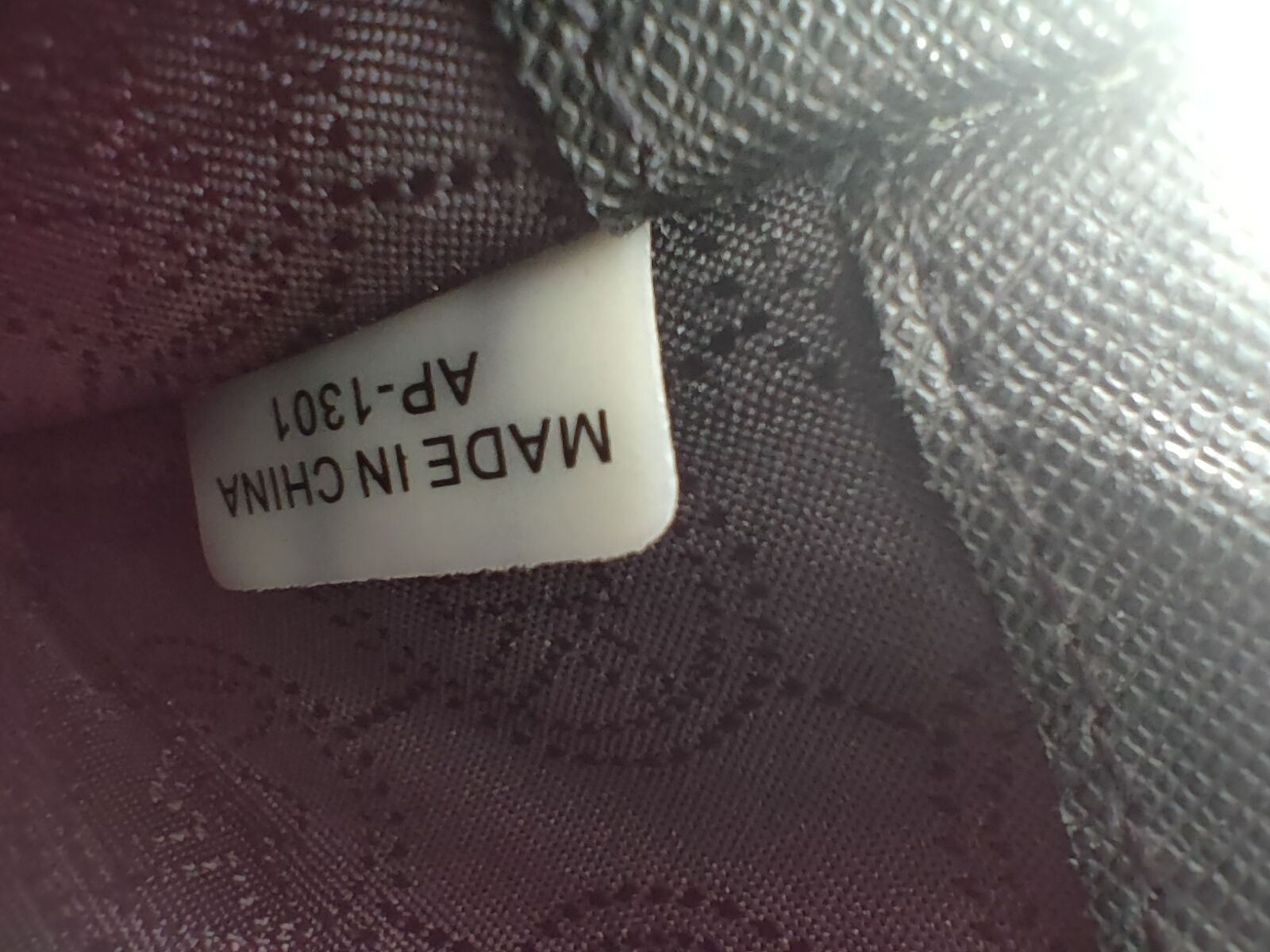 Женскицюй кошелек MICHAEL Michael Kors Jet Set.