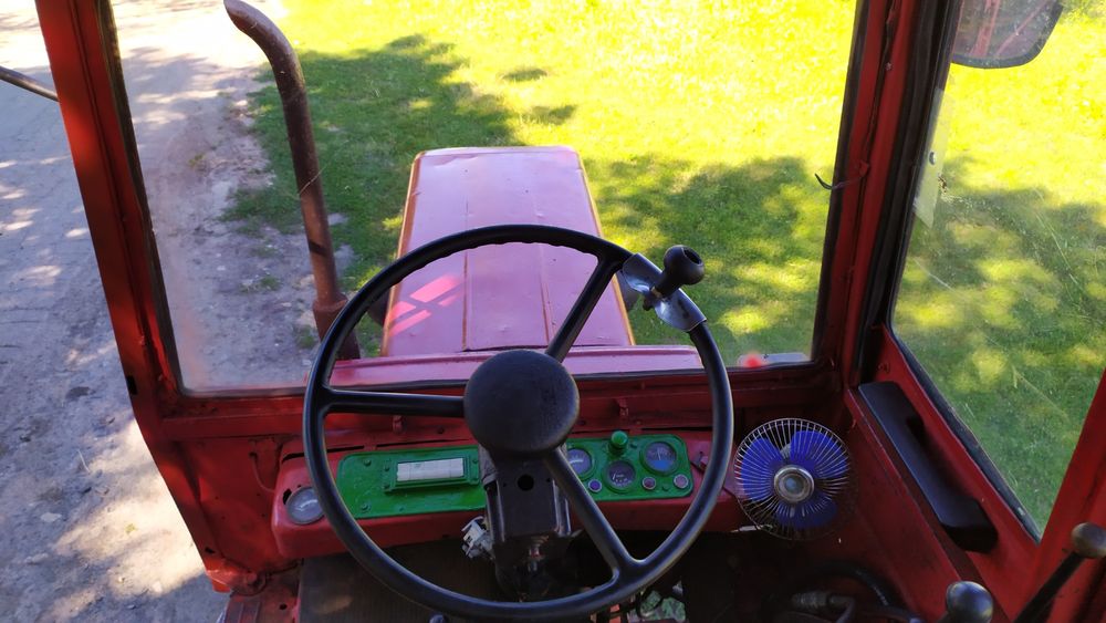 Трактор Т25 с культиватором и плугом