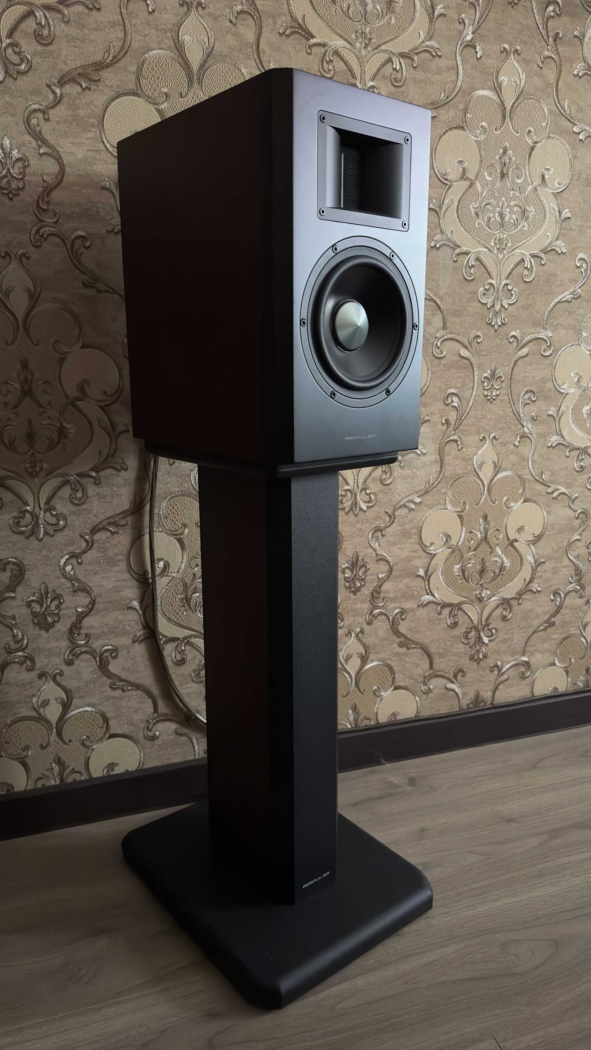 Edifier Airpulse A300 (со стойками Edifier AirPulse ST300)