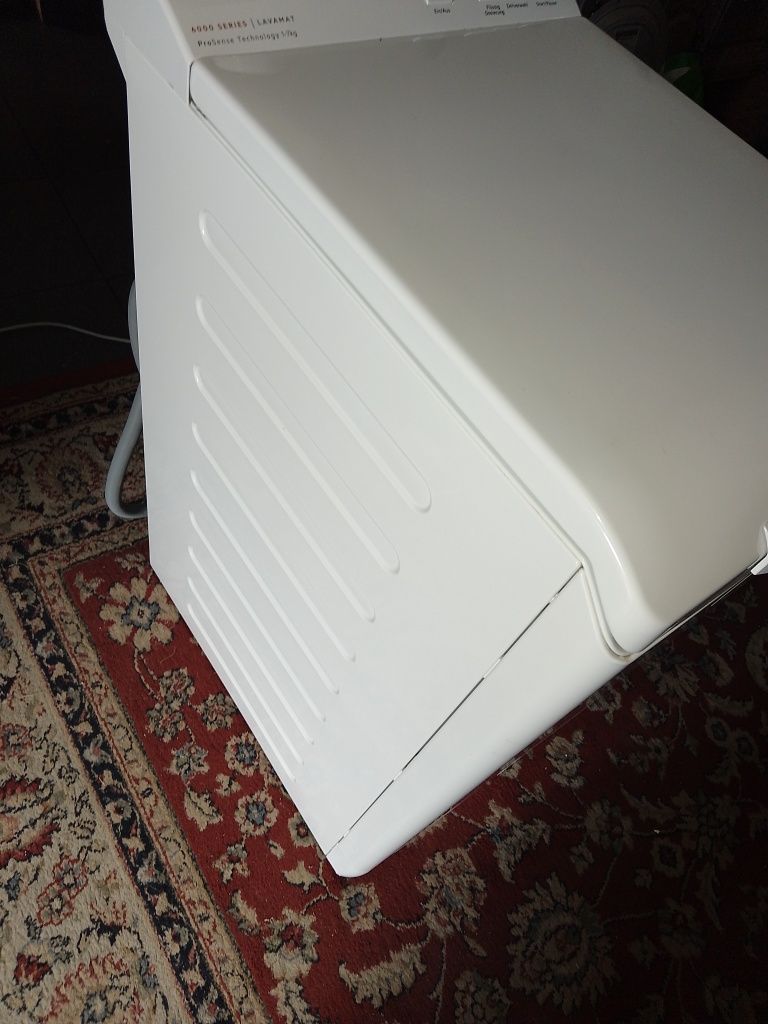 Pralka AEG szer 40 cm 7 kg A+++