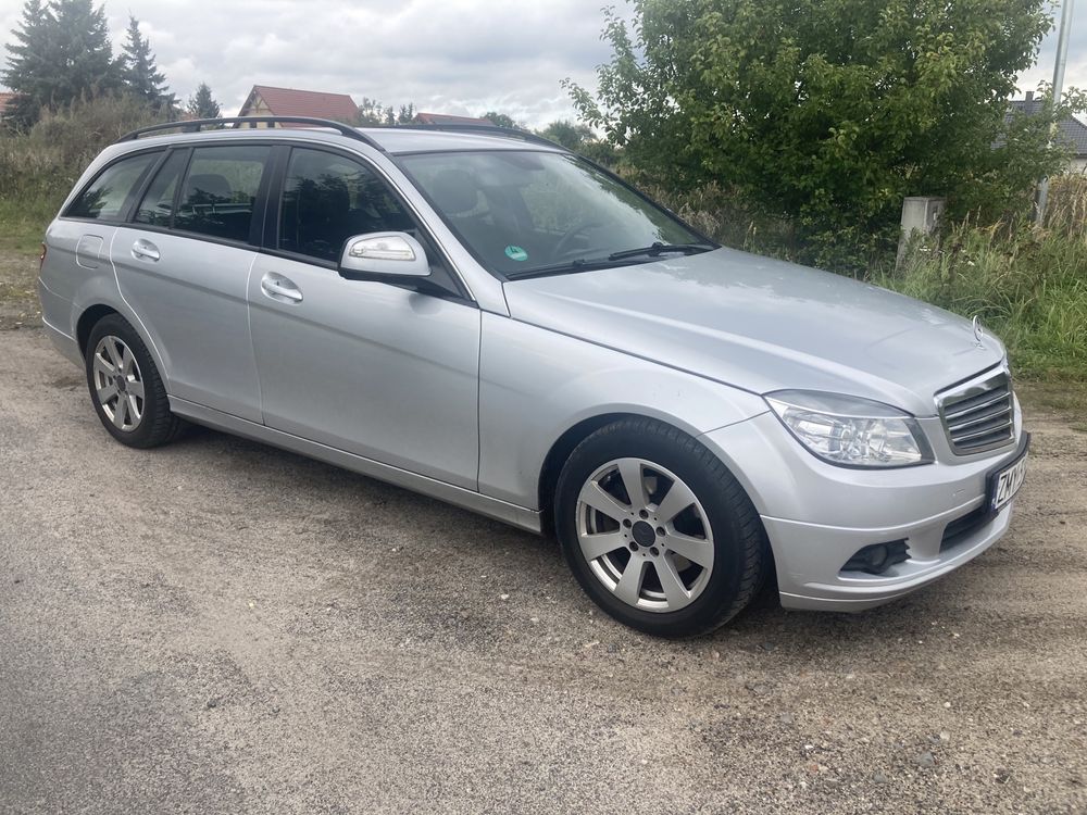 Mercedes C200-Navi,kamera