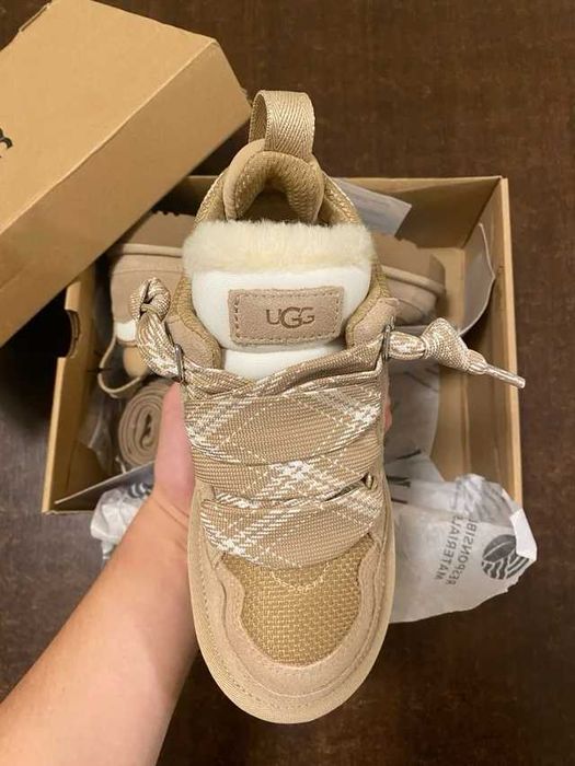 UGG_Lowmel_Sand / ROZ.40