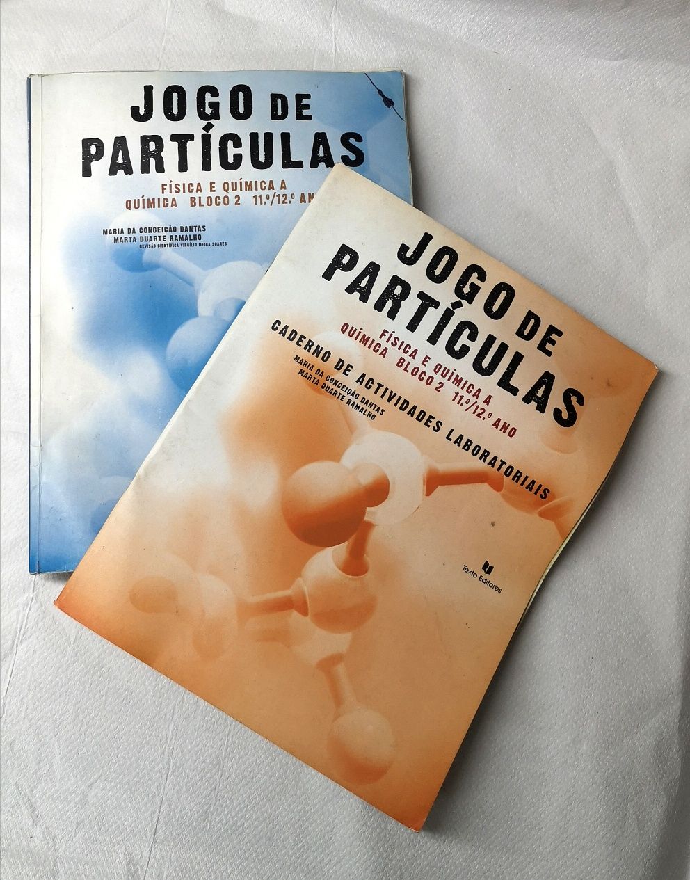 "Jogo de Partículas Bloco 2" - Fisica e Quimica 11°/12°ano