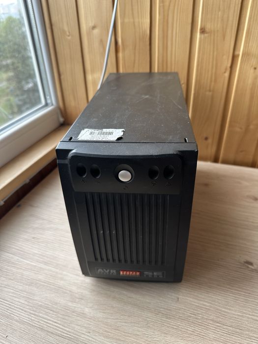 Джерело бесперебійного живлення UPS LESTAR AVR SE-1000 600WAT