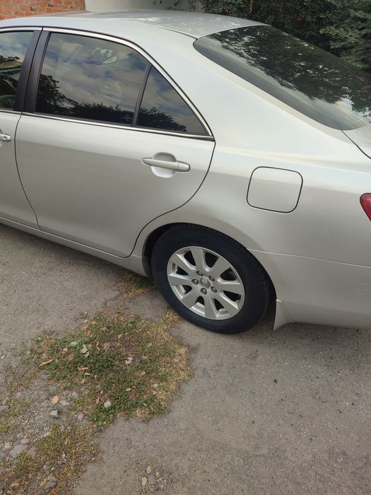 Автомобіль Тойота