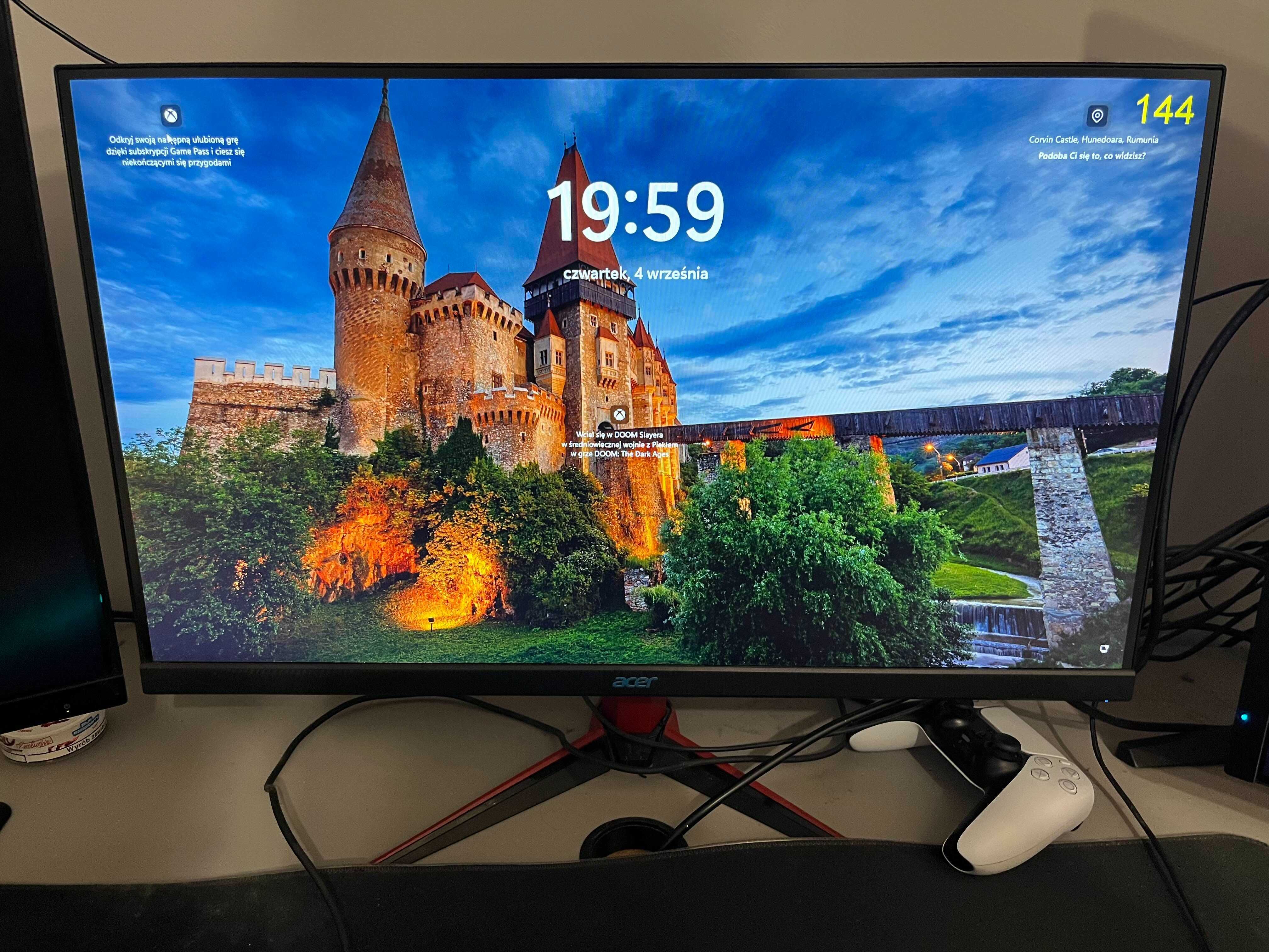 Zestaw Gamingowy Komputer + monitor + klawiatura + myszka + słuchawki