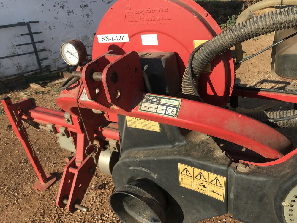 Semeador de sementeira direta de horticolas