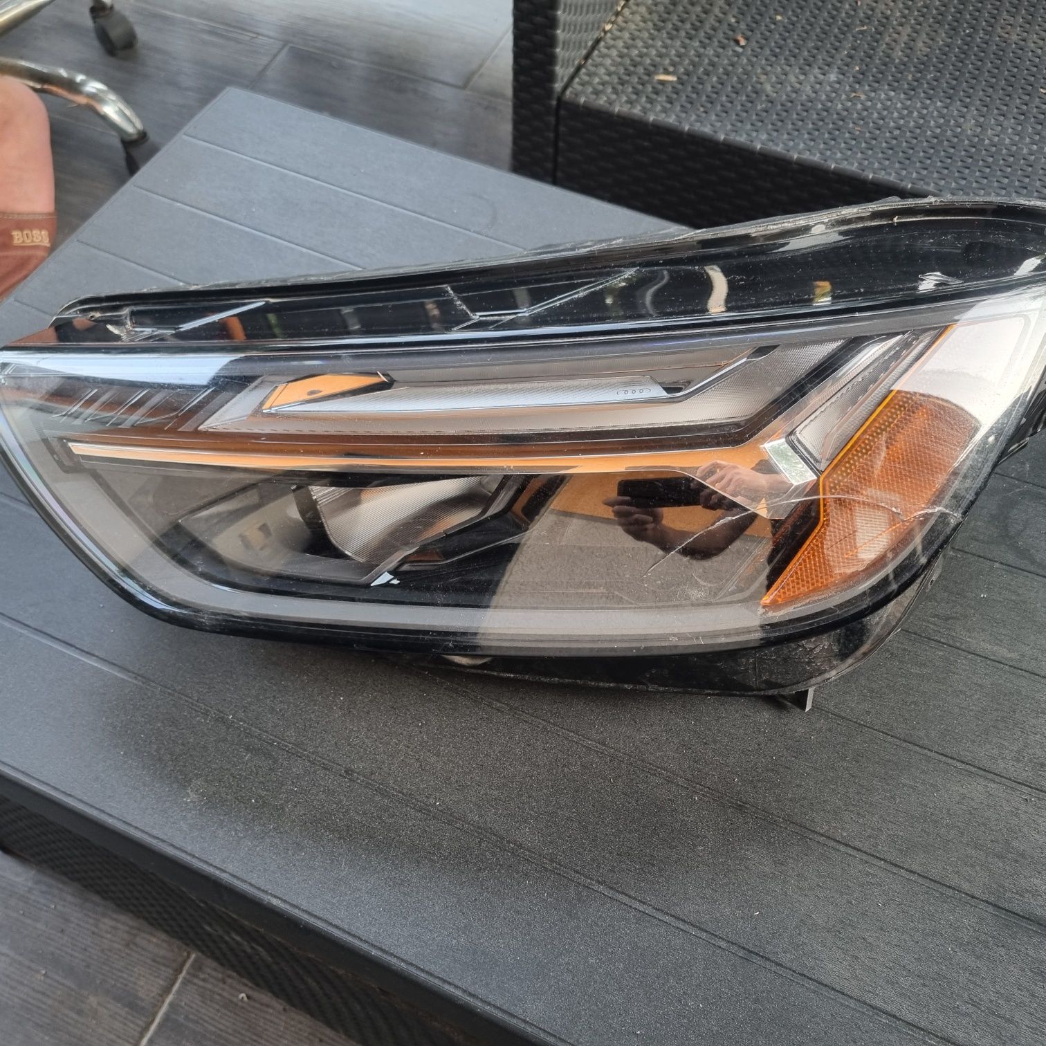 (Uszkodzone)Lampy Audi Q5 lift 80A matrix USA kompletne