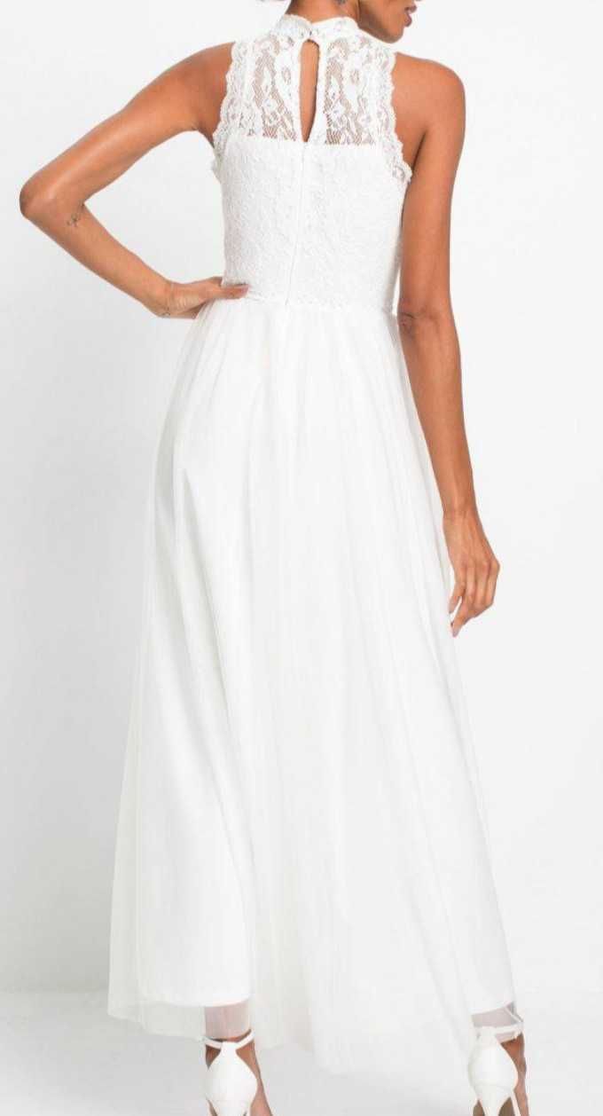 Suknia ślubna biała koronkowa