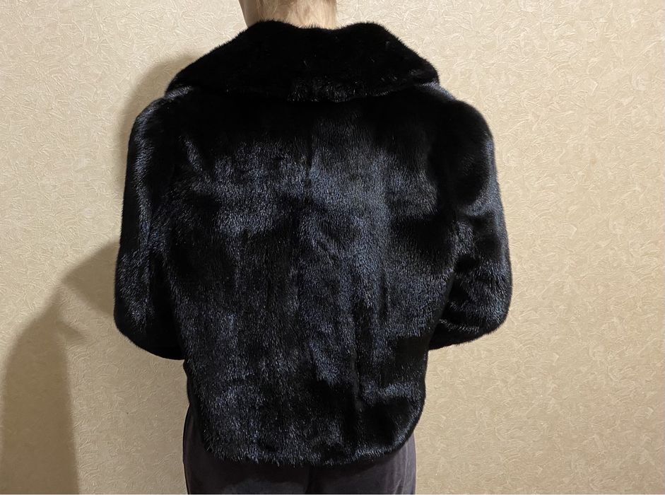 Шуба з норки, чорна