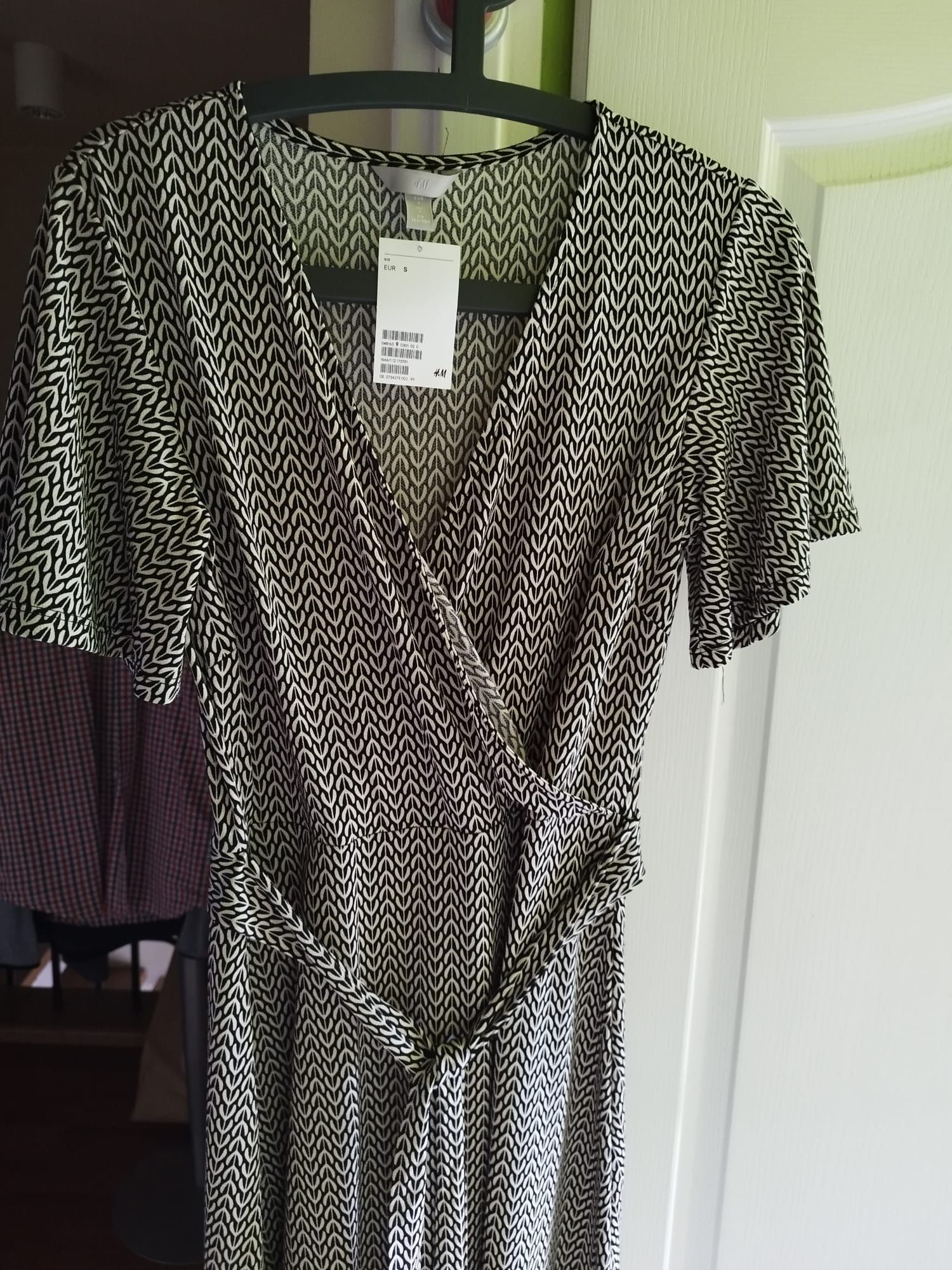Sukienka H&M we wzorek nowa z metką