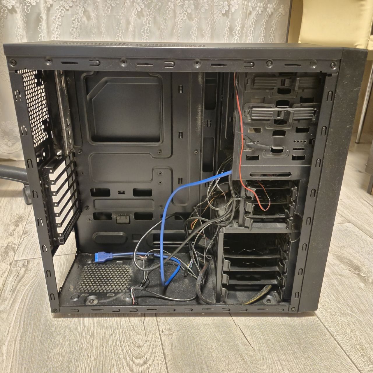 Корпус DEEPCOOL Tesseract DP-ATX