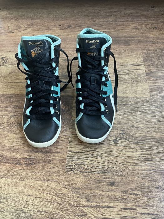 Buty sportowe Reebok rozm.36, 23cm, stan idealny poza literkami z tyłu