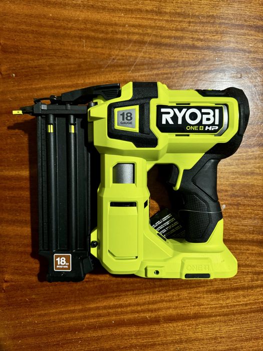 Gwozdziarka bezszczotkowa Ryobi 18V 18GA 16-54mm sztyfciarka zszywacz
