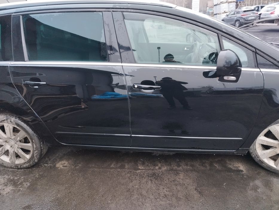 Peugeot 5008 KTVD drzwi prawe  przód tył prawa strona wysyłka