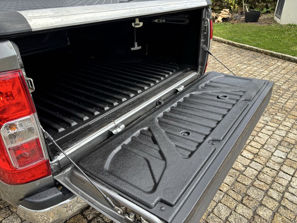 Nissan Navara 5 lugares
