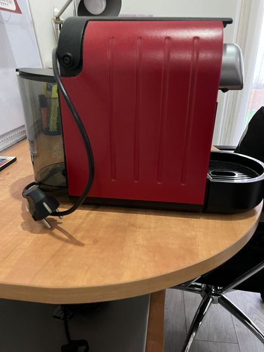 Máquina de café como nova