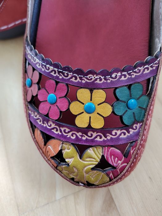 Nowe sandały Laura Vita - r.37