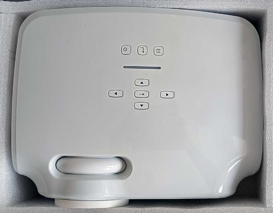 Projektor Crenova XPE 498 – Stan Idealny!