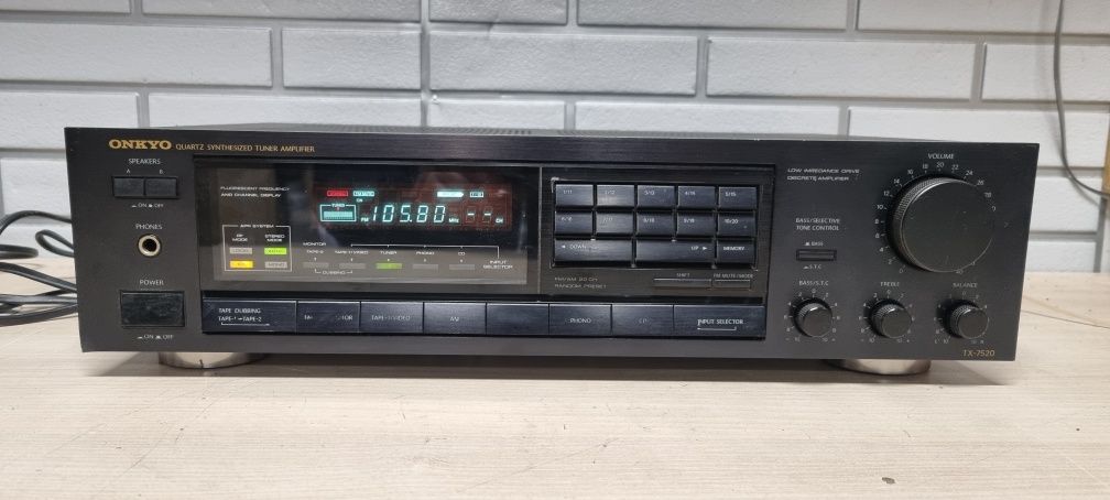 Amplituner stereo ONKYO TX-7520 Integra. Japan