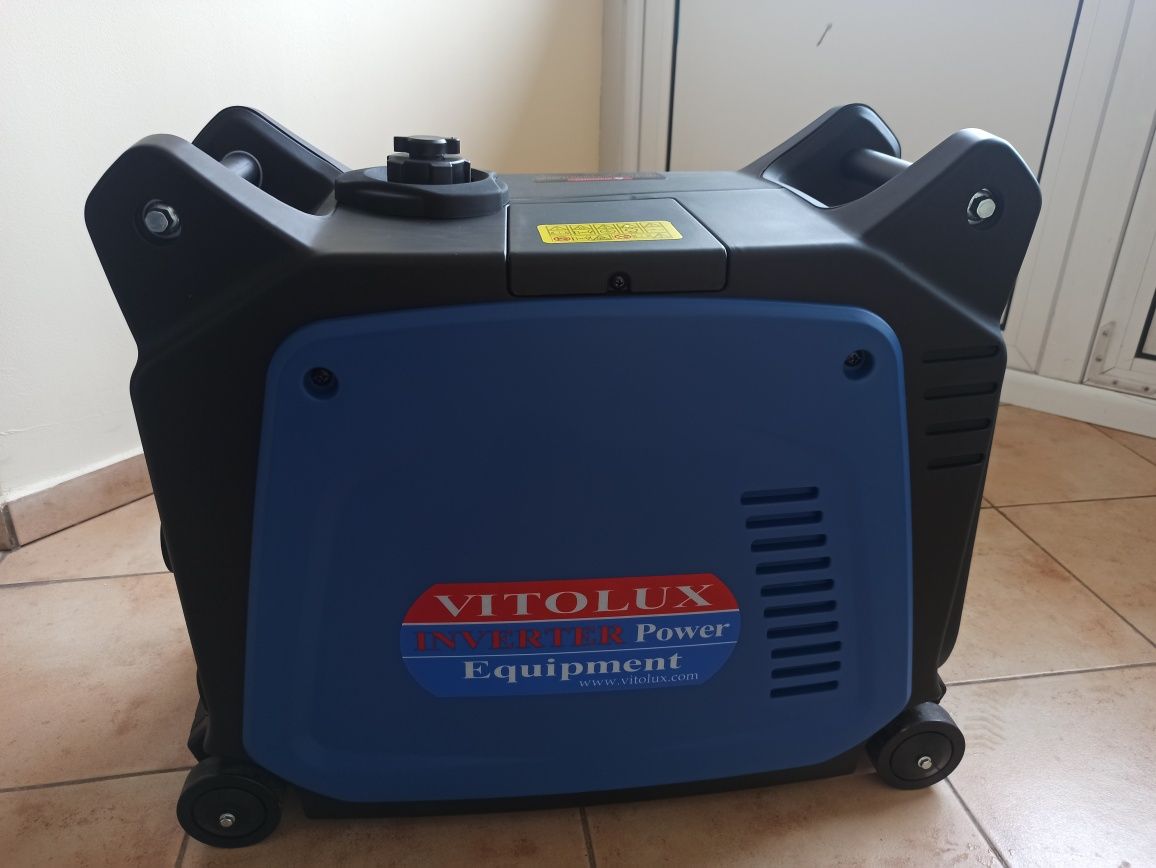 Бензиновый  инвенторный генератор Vitolux 3.5 KW