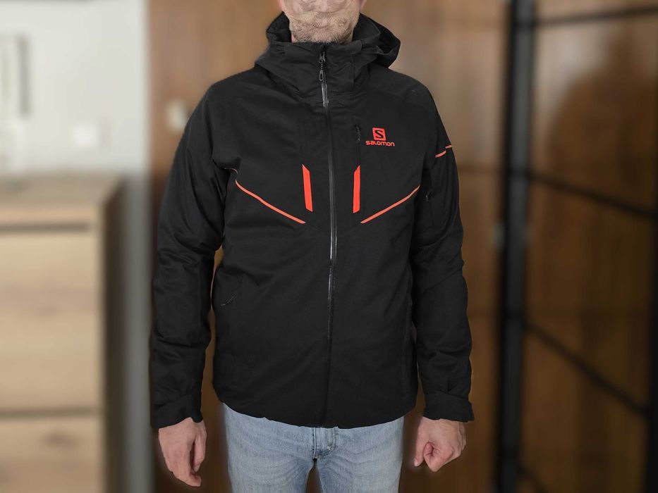 Męska czarna kurtka narciarska marki Salomon, rozmiar L