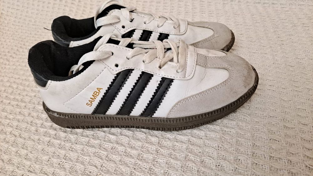 Buty sportowe Adidas 34