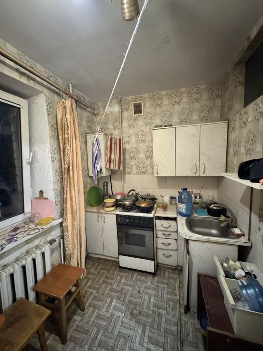 Продам 1 квмнатну квартиру район 700річчя