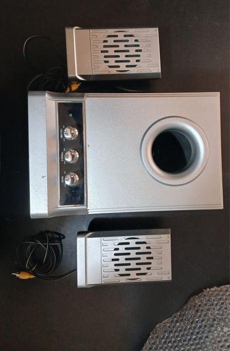 Колонки  PM .PO..2+1, сабвуфер і 2 колонки