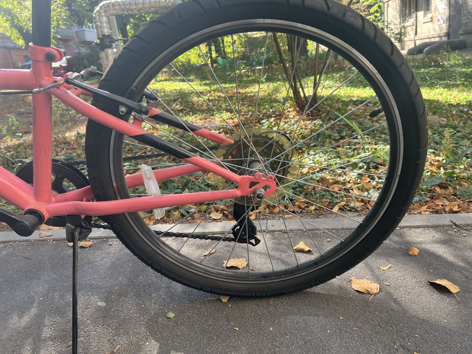 Вілосипед для дівчинки