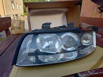 Audi A4 B6 lampa lewa XENON Valeo
