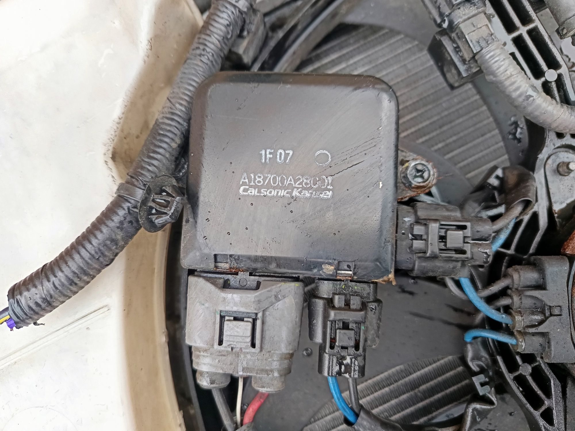 Nissan Juke F15 1.6 Dig Moduł Wentylatora F-vat