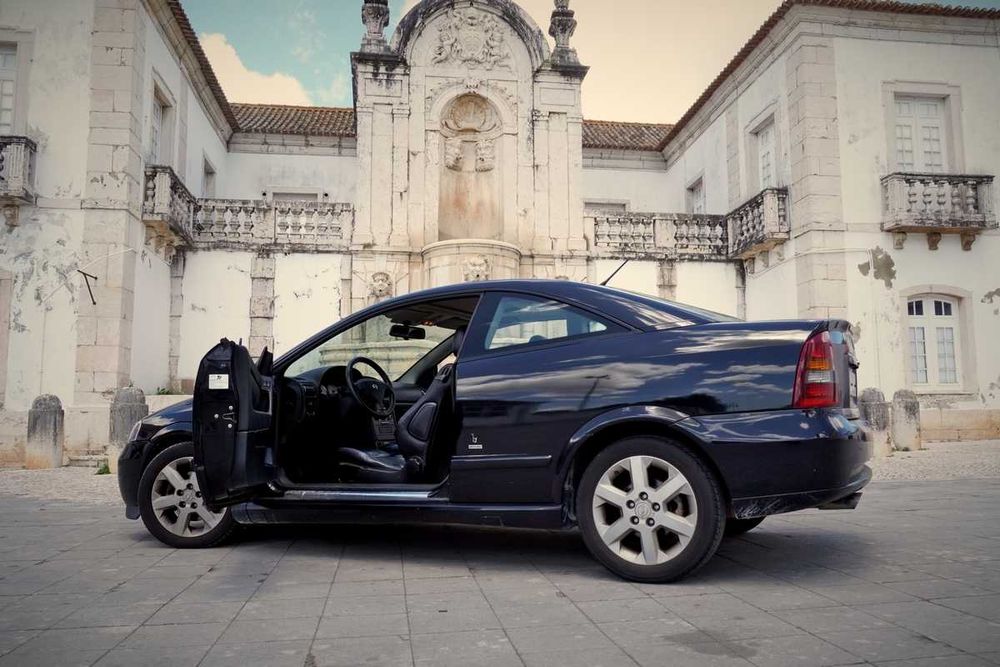 Opel Astra G Coupé 1.8 Bertone Edition
