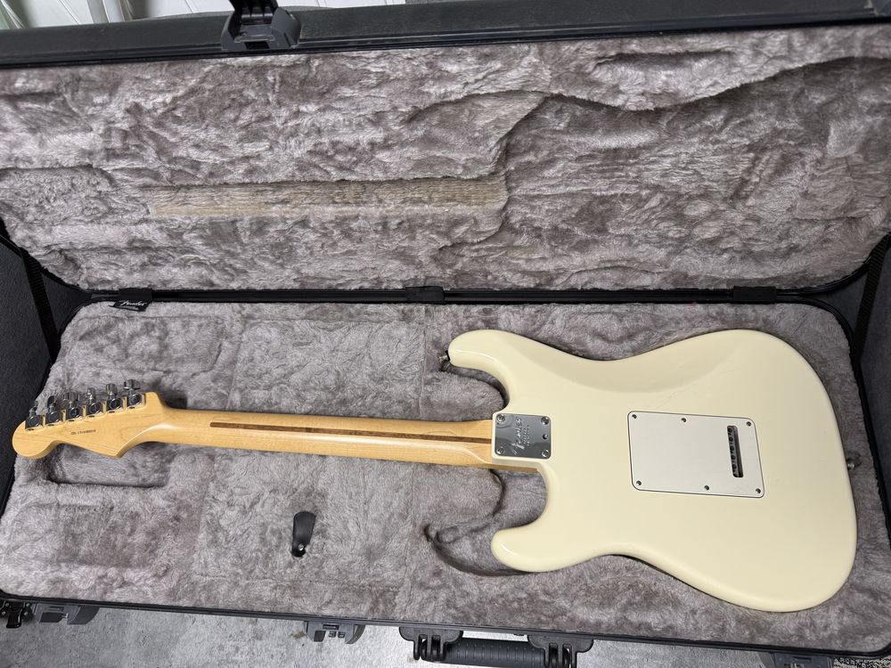 Fender American Professional Stratocaster 2017