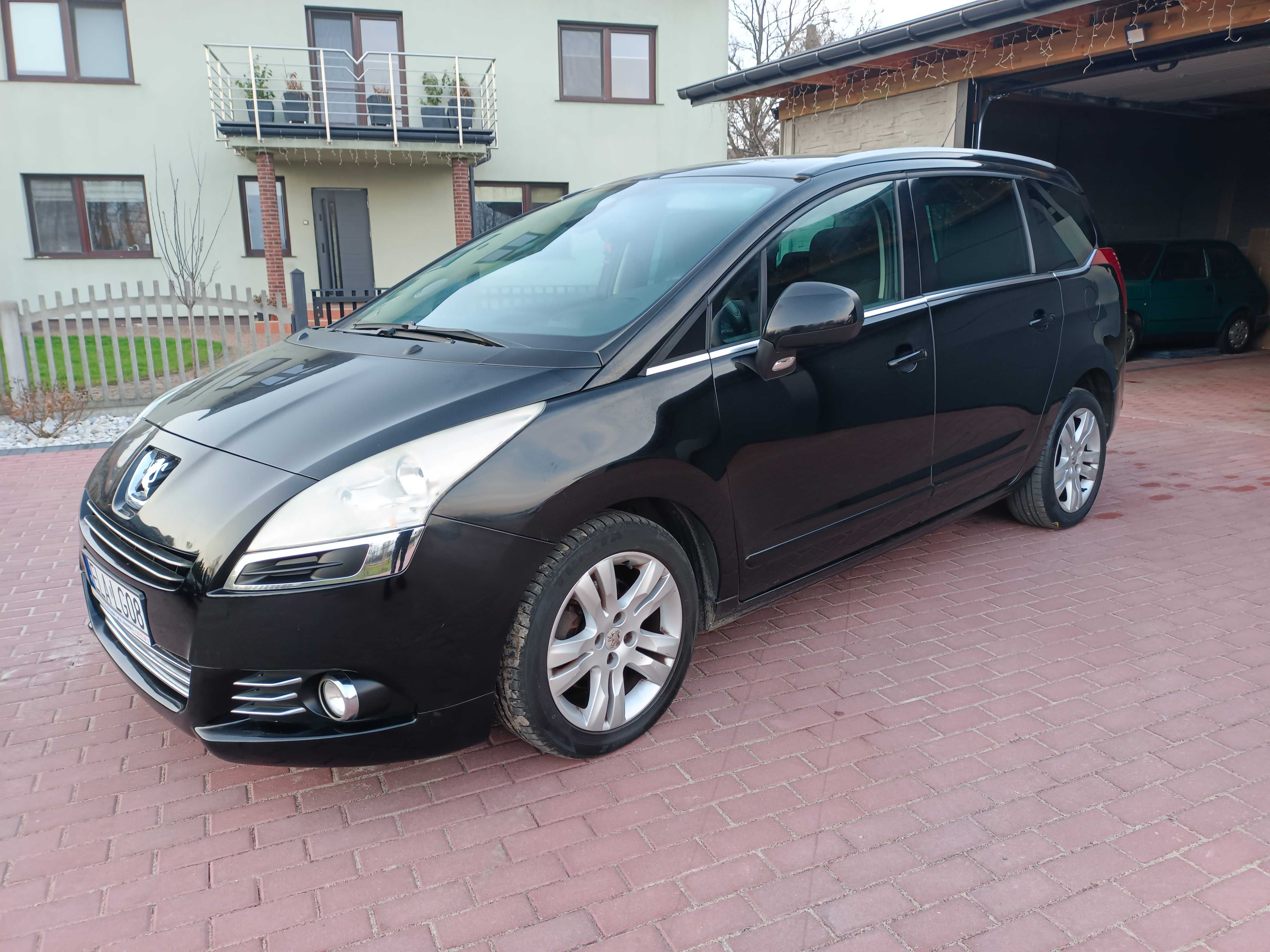 PEUGEOT 5008 2.0 HDI Nawigacjia , TV ,Panorama