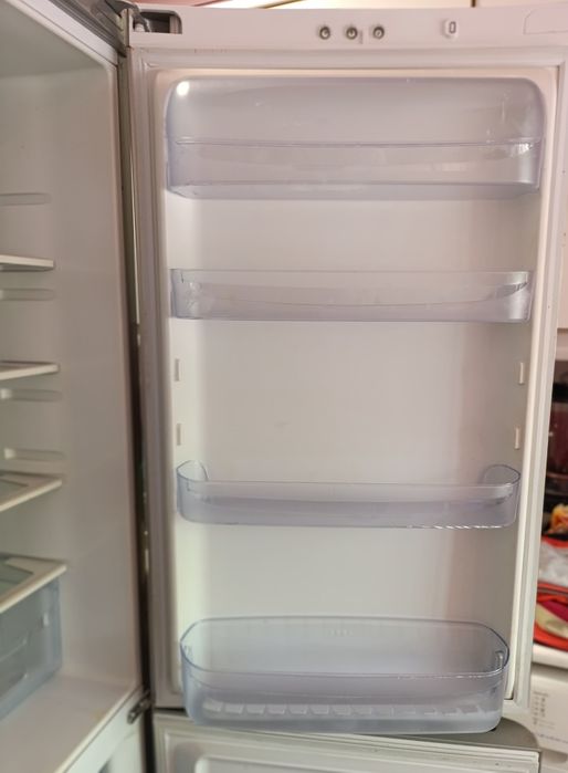 Frigorífico Indesit inox 185 usado