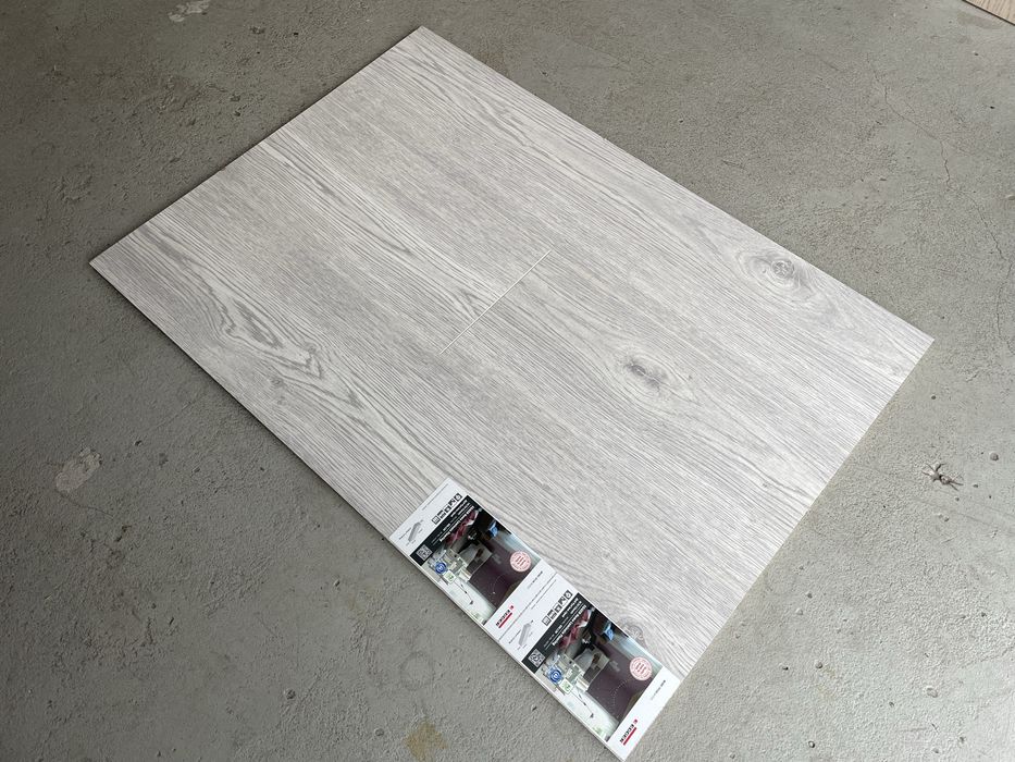 Ламінат Egger Home Classic 8/32 Дуб Рув'яно сірий EHL139