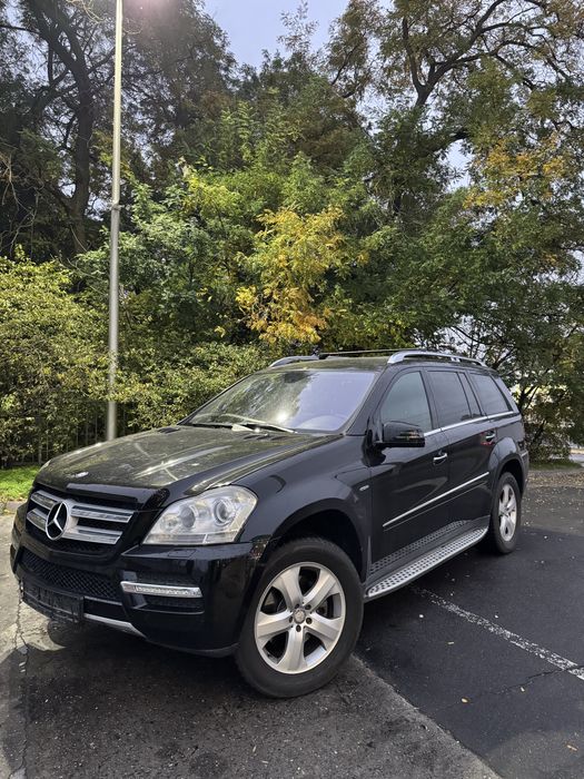 Продам Mercedes GL 2011 года