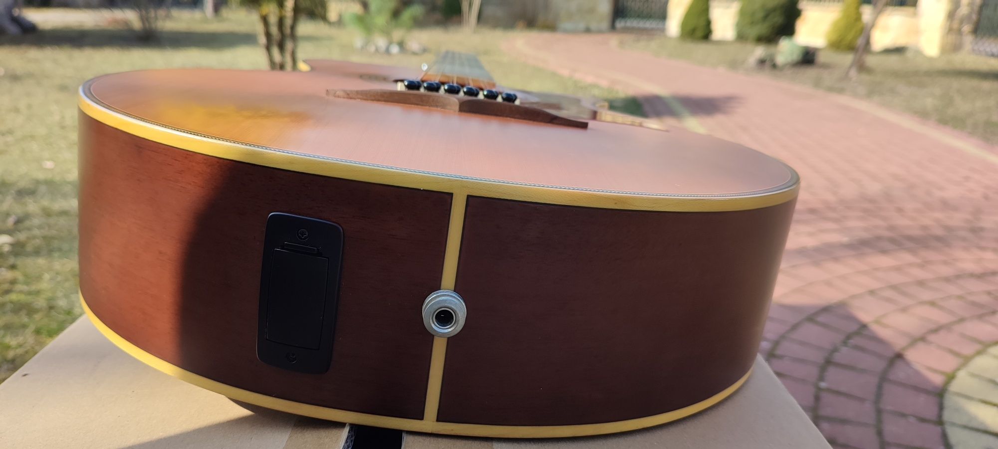 Gitara elektro-akustyczna 12 strunowa Tanglewood TW145/12SC