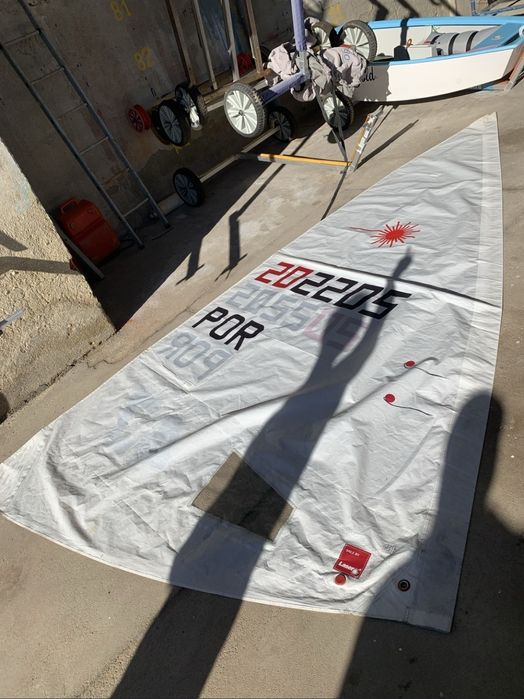 Vela e base laser 4.7 ou ILCA 4