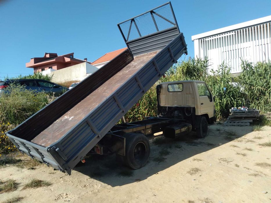 Toyta Dyna BU 80 3.5